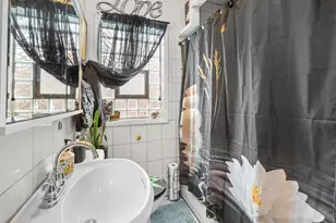 5540 W Congress Pkwy, Chicago, IL 60644 - Photo 6