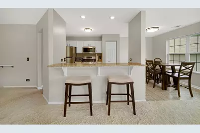 2623 Cobblestone Drive, Crystal Lake, IL 60012 - Photo 10