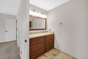 2623 Cobblestone Dr, Crystal Lake, IL 60012 - Photo 22