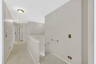 2623 Cobblestone Drive, Crystal Lake, IL 60012 - Photo 18