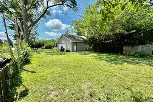 2118 Fairfield Ave, Melrose Park, IL 60164 - Photo 2