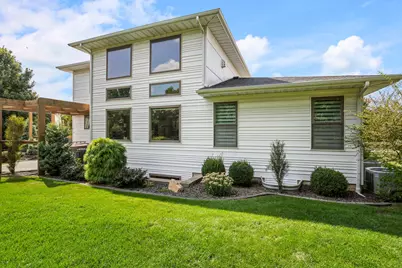 4700 Chestnut Grove Drive, Champaign, IL 61822 - Photo 54