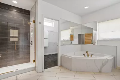 4700 Chestnut Grove Drive, Champaign, IL 61822 - Photo 24