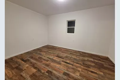 915 W Superior Street, Ottawa, IL 61350 - Photo 6