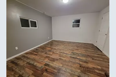 915 W Superior Street, Ottawa, IL 61350 - Photo 20