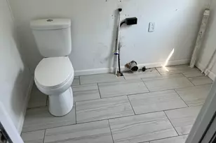 915 W Superior St, Ottawa, IL 61350 - Photo 18