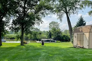 28986 W Manitoba Trail, McHenry, IL 60051 - Photo 34