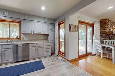 28986 W Manitoba Trail, McHenry, IL 60051 - Photo 8