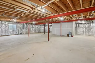 353 N Aspen Dr, Cortland, IL 60112 - Photo 36