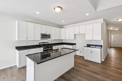 353 N Aspen Drive, Cortland, IL 60112 - Photo 18