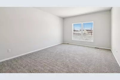 353 N Aspen Drive, Cortland, IL 60112 - Photo 28