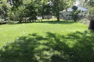 509 W Grant St, Streator, IL 61364 - Photo 4