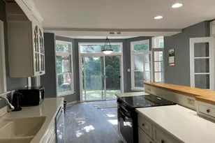 32 Braeburn Dr, Park Forest, IL 60466 - Photo 4