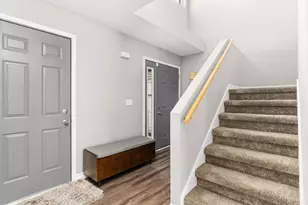 1967 Alinda Ave, Ottawa, IL 61350 - Photo 4