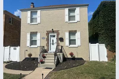 8104 S Fairfield Avenue, Chicago, IL 60652 - Photo 2