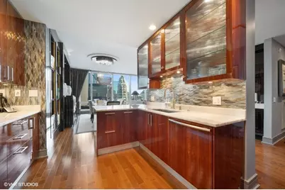 401 N Wabash Avenue #30J, Chicago, IL 60611 - Photo 10