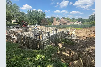 1011 Prairie Avenue, Barrington, IL 60010 - Photo 2