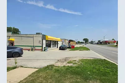 1340 Ogden Avenue, Downers Grove, IL 60515 - Photo 2