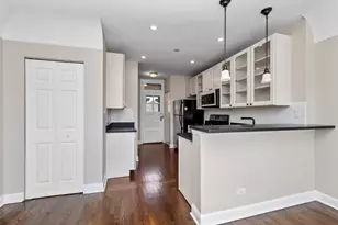 344 S Maple Ave, Oak Park, IL 60302 - Photo 10