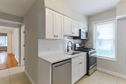 6046 W Giddings Street, Chicago, IL 60630 - Photo 6