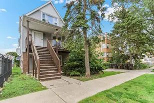 6046 W Giddings St, Chicago, IL 60630 - Photo 1