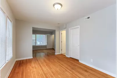 6046 W Giddings Street, Chicago, IL 60630 - Photo 4