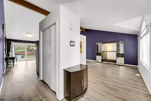 173 Cedarwood Dr, Steger, IL 60475 - Photo 2