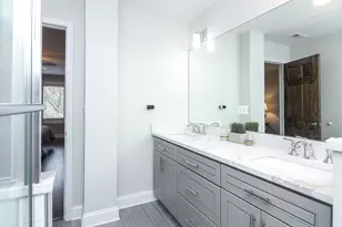 501 Lake Hinsdale Dr, Willowbrook, IL 60527 - Photo 6