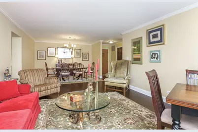 501 Lake Hinsdale Drive #307, Willowbrook, IL 60527 - Photo 12