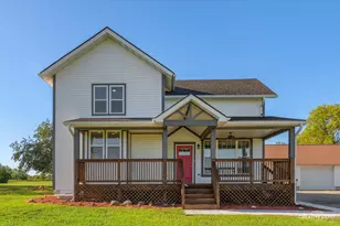 8775 E Pine Bluff Rd, Coal City, IL 60416 - Photo 2