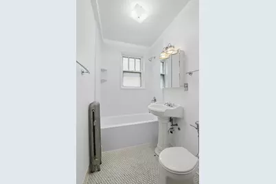 3602 N Pine Grove Avenue #2B, Chicago, IL 60613 - Photo 10