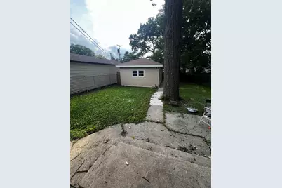 411 S May Street, Joliet, IL 60436 - Photo 14