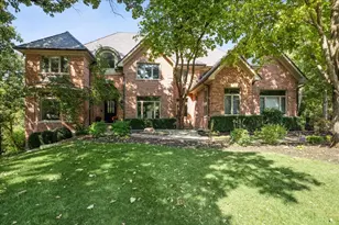 47 S Wynstone Dr, North Barrington, IL 60010 - Photo 1