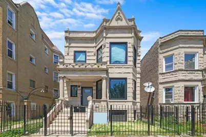 3912 W Congress Parkway, Chicago, IL 60624 - Photo 1