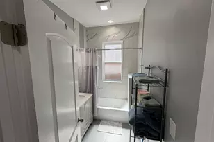 1755 E 72nd St, Chicago, IL 60649 - Photo 2