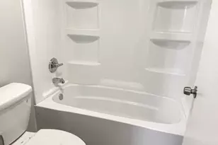 2306 Holiday Ter, Lansing, IL 60438 - Photo 8