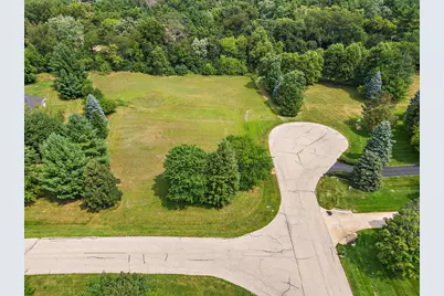4315 S Heritage Hills Road, Crystal Lake, IL 60012 - Photo 2