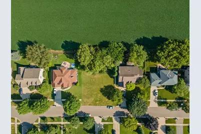 1375 Green Pheasant Lane, Batavia, IL 60510 - Photo 12