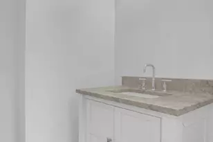 5838 N Sacramento Ave, Chicago, IL 60659 - Photo 6