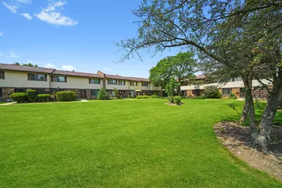 7333 Winthrop Way #10, Downers Grove, IL 60516 - Photo 18