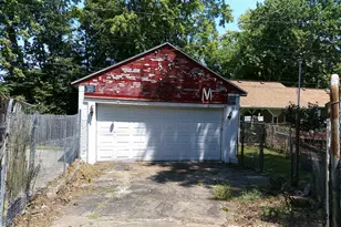 958 W William St, Decatur, IL 62522 - Photo 20