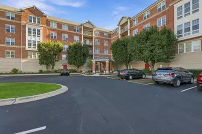 101 Pointe Drive #203, Northbrook, IL 60062 - Photo 1