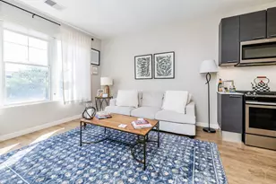 229 Park Ave, Clarendon Hills, IL 60514 - Photo 4