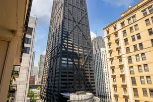 201 E Chestnut St, Chicago, IL 60611 - Photo 24