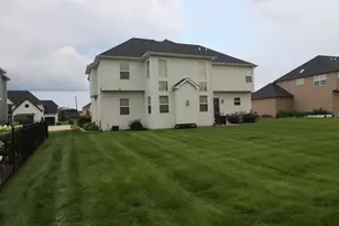 4215 Chinaberry Ln, Naperville, IL 60564 - Photo 38