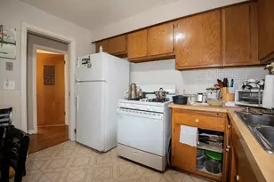 8206 Knox Ave, Skokie, IL 60076 - Photo 10