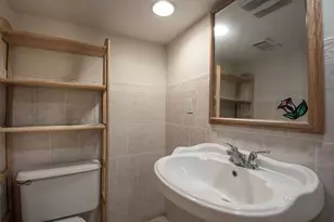 8206 Knox Ave, Skokie, IL 60076 - Photo 22