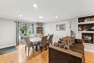 665 Cindy Ln, Wheeling, IL 60090 - Photo 10