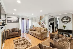 665 Cindy Ln, Wheeling, IL 60090 - Photo 12