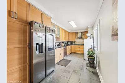 665 Cindy Lane, Wheeling, IL 60090 - Photo 4